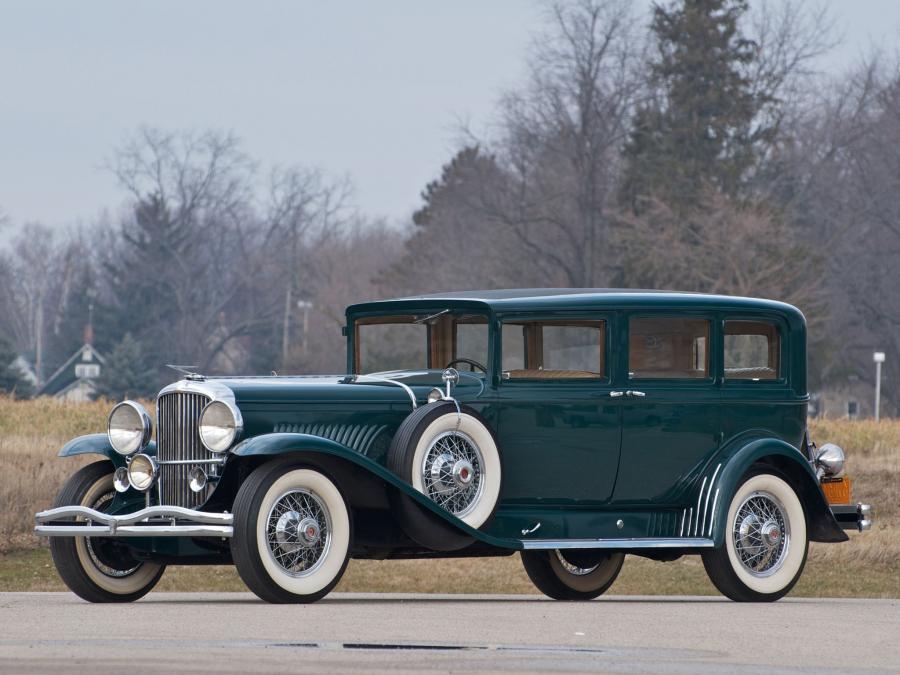  Duesenberg J383/2402 Limousine by Willoughby 1930 года  (фото 1 из 16)
